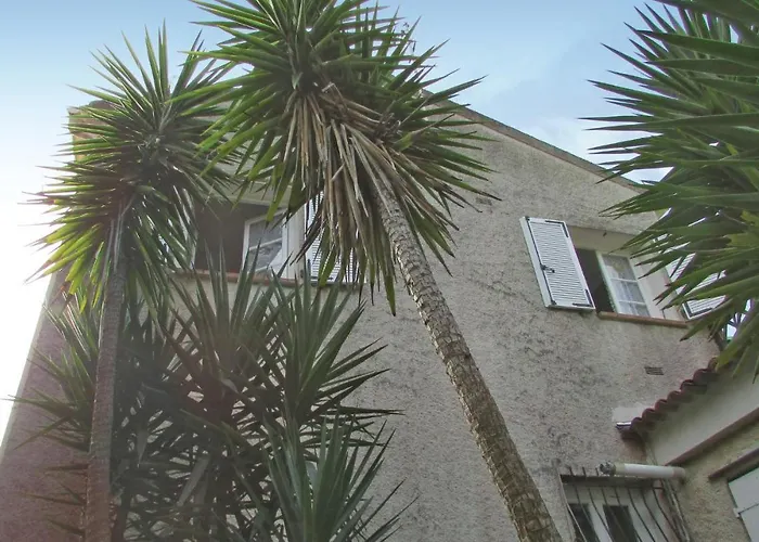 Xlvii Prázdninový dům